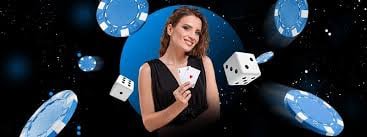 Meja premium Golden Toad dengan dealer profesional dan interface penjudi mimi slot